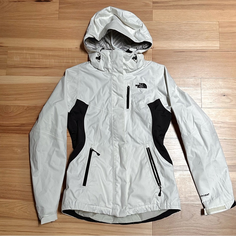 The North Face Women’s white and black Rain jacket Hyvent